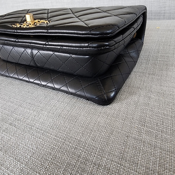 Chanel flap bag - Picture 5 of 16